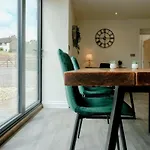Sladacre 2 Bedroom Converted Barn Apartment