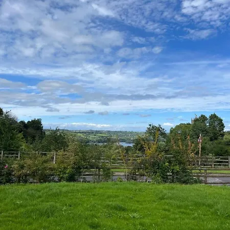 Sladacre 2 Bedroom Converted Barn דירה *