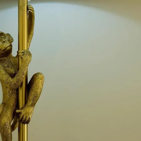 Sladacre 2 Bedroom Converted Barn Bristol