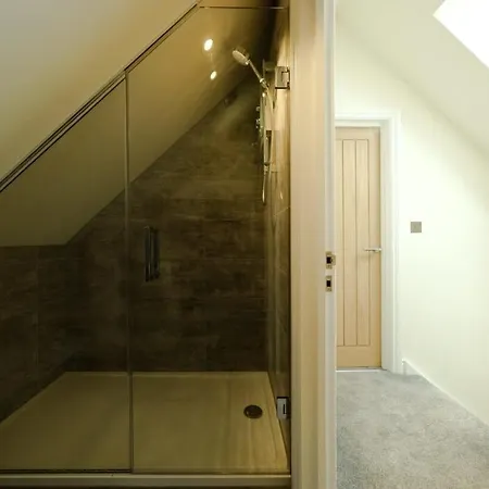 Sladacre 2 Bedroom Converted Barn Apartment