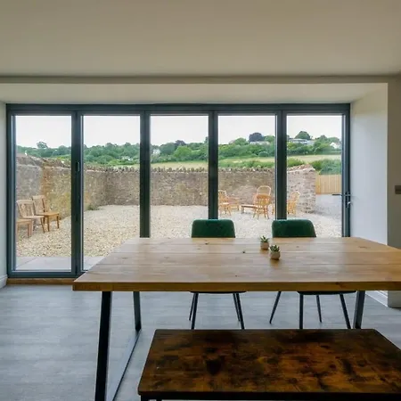 Apartment Sladacre 2 Bedroom Converted Barn *