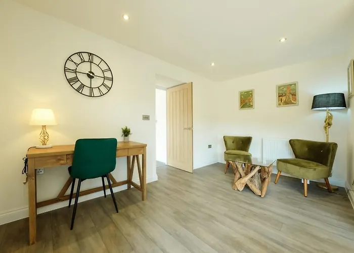 Apartment Sladacre 2 Bedroom Converted Barn Bristol