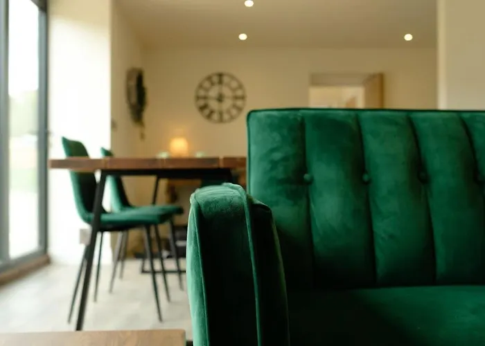 Sladacre 2 Bedroom Converted Barn * בריסטול