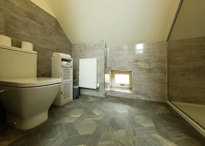 Sladacre 2 Bedroom Converted Barn דירה