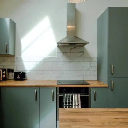 Sladacre 2 Bedroom Converted Barn * Bristol